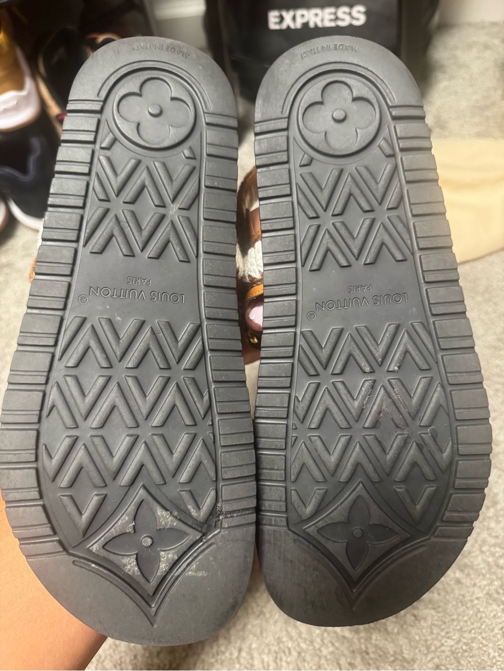 Louis Vuitton Sunset Sandals - Picture 2 of 2